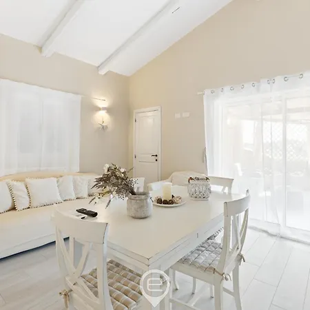 Eros Apartament Liscia di Vacca